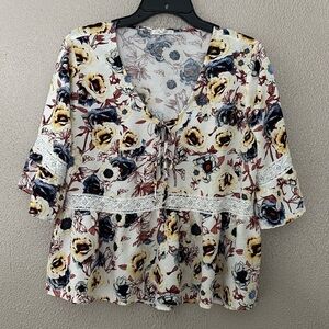 Women’s Maurice’s Tie Front White Floral Crochet Top, Large